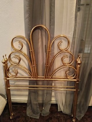 Cabeceros de cama dorado estilo art déco.  90 cm.