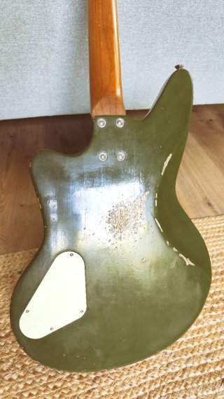 Bajo Eléctrico Ashdown Saint Soapbar