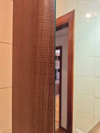 Armario de baño con espejo de madera