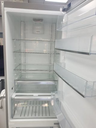 Nevera Electrolux plateada