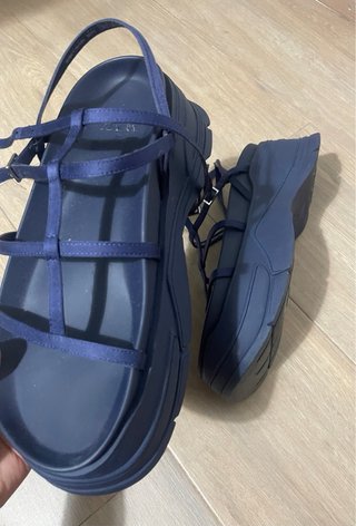 Sandalias Zara Azul 1 solo uso