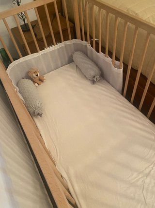Cuna de madera NUEVA.