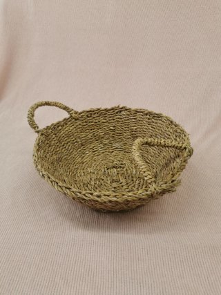 Cesto de mimbre artesanal