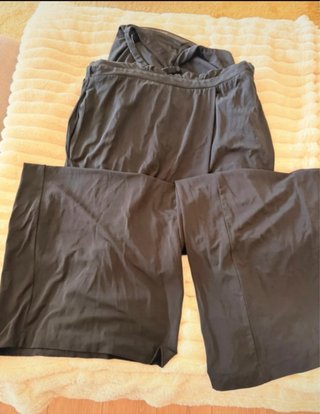 Mono Negro Elegante con Tirantes