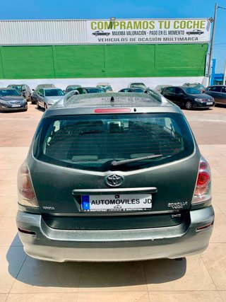Toyota Verso 2006