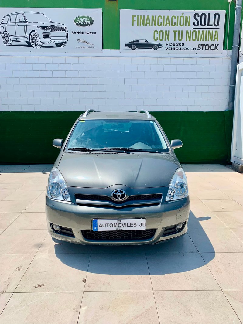 Toyota Corolla Verso 2006, foto 2