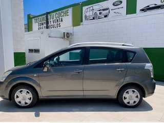 Toyota Verso 2006
