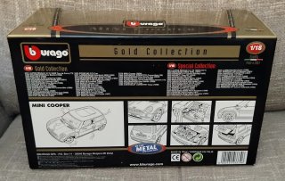 Mini Cooper Bburago 1/18 Rosso Solo tenuto esposto