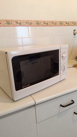 Microondas Basic Line Blanco
