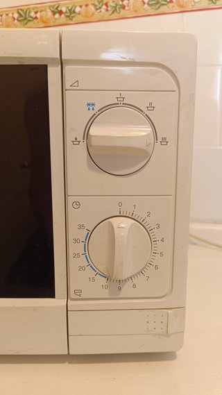 Microondas Basic Line Blanco