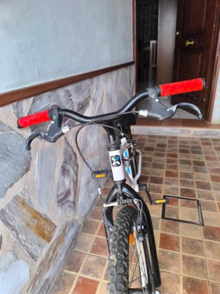 Bicicleta BTWIN Racing Boy 300 Blanca