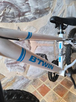 Bicicleta BTWIN Racing Boy 300 Blanca