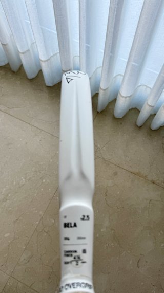 Pala Pádel Wilson Bela V2.5 + Funda