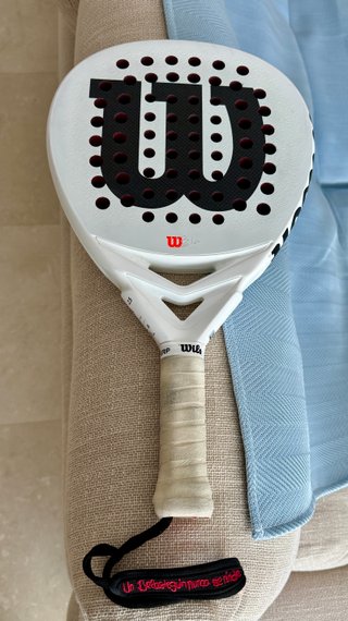 Pala Pádel Wilson Bela V2.5 + Funda