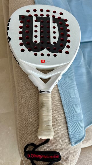 Pala Pádel Wilson Bela V2.5 + Funda