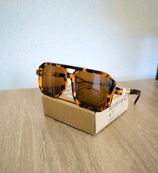 Gafas de sol retro cuadradas carey