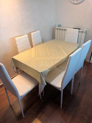 Mesa y 6 Sillas Comedor Blancas