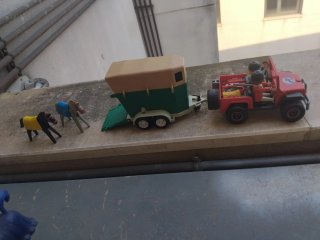 Playmobil Jeep Hípica con Caballos