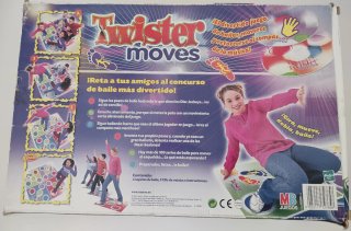 Juego Twister Moves MB con CDs de Música