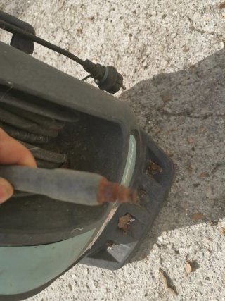 Hidrolavadora makita de 140 bar.