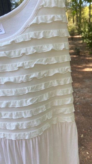Minivestido de tirantes con volantes