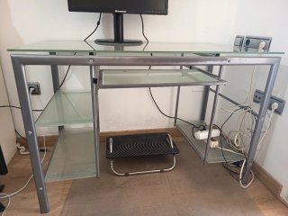 Mesa escritorio cristal y metal