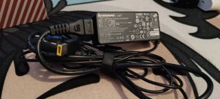 Cargador Lenovo AC/DC ADAPTER 20V 2.25A