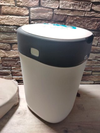 Tommee Tippee Twist Click Contenedor + 2 Recambios