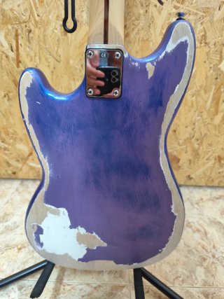 Bajo Fender Mustang bass (bronco bass).