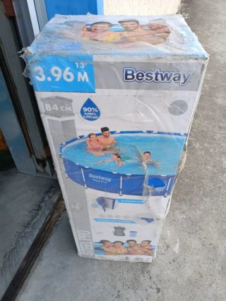 Piscina Bestway Steel Pro 3.96m x 84cm