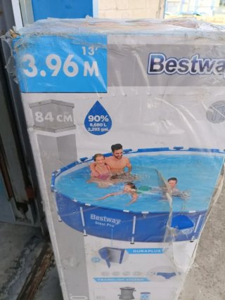 Piscina Bestway Steel Pro 3.96m x 84cm