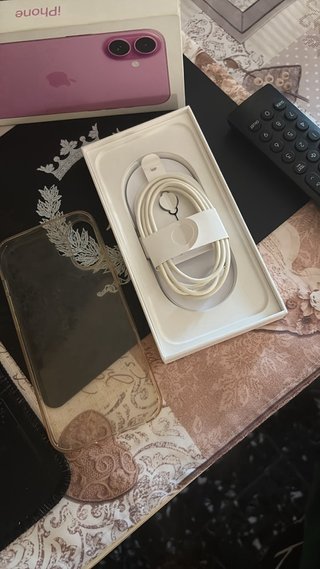 iPhone 16 Plus Rosa