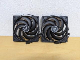 2 Ventiladores Arctic P12 Slim