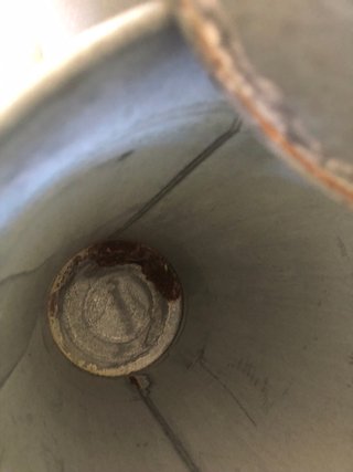 Cubos metálicos plateados