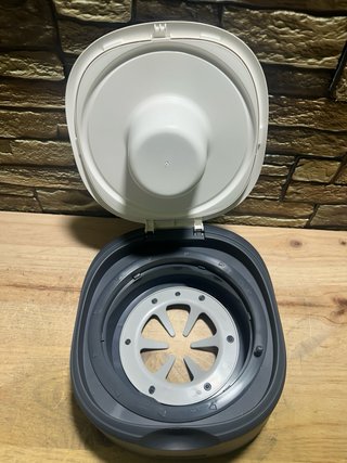 Tommee Tippee Twist Click Contenedor + 2 Recambios