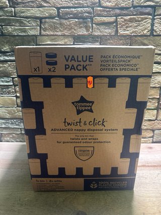 Tommee Tippee Twist Click Contenedor + 2 Recambios