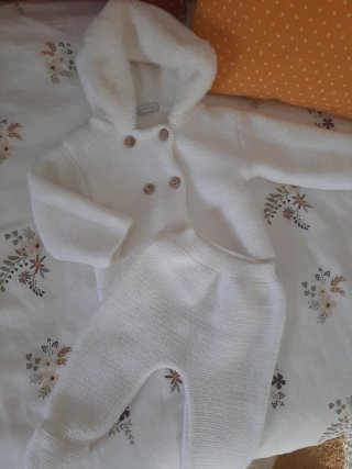 Conjunto punto bebé 6 meses blanco