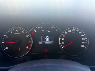 Kia Carens 1.6 GDi 99kW (135CV) Concept