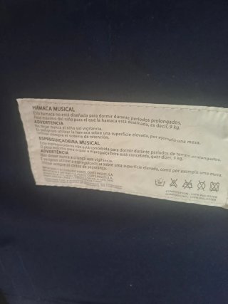 Hamaca para bebé con diseño de hipopótamo.