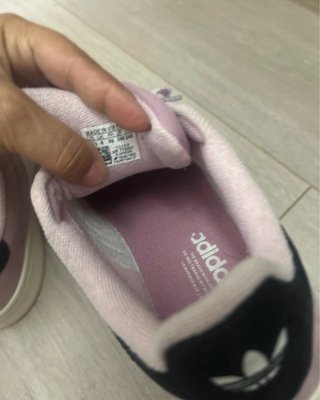 Zapatillas tipo Adidas Campus Rosa y Blanco