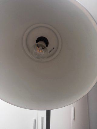 Lámpara de pie Ikea de metal gris oscuro 182 cm