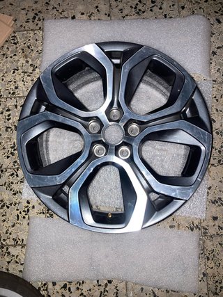 Llanta 18” Renault