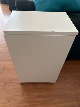 Cajonera metálica blanca