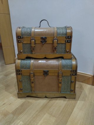 Conjunto de 2 baúles decorativo.