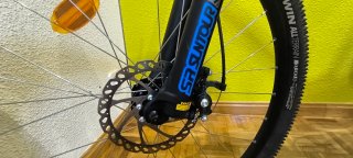Bicicleta Montaña Rockrider XL 520 muy poco uso.