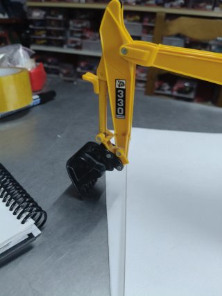 Excavadora JCB 330i Scalextric decoración