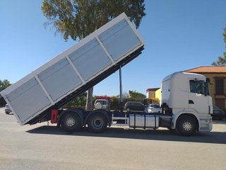 Scania R 440-CAMIONES BASULANTES