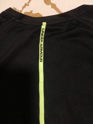 Camiseta Under Armour Talla L Negra