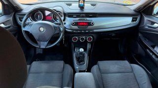 Alfa Romeo Giulietta 2011