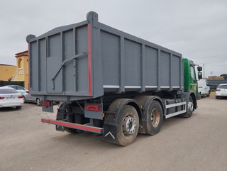 Volvo FE 320-CAMIONES BASULANTES